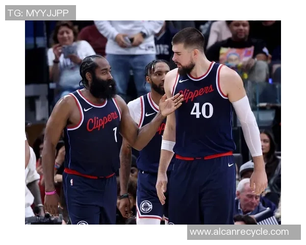 火箭与快船近十场交锋胜率分析及比赛表现对比